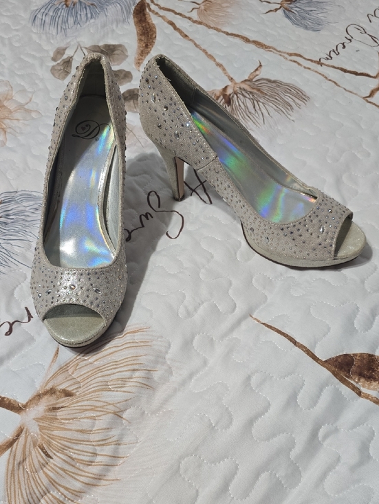 Diva Shoes - Diva Champagne Rhinestone Peep-Toe Heels